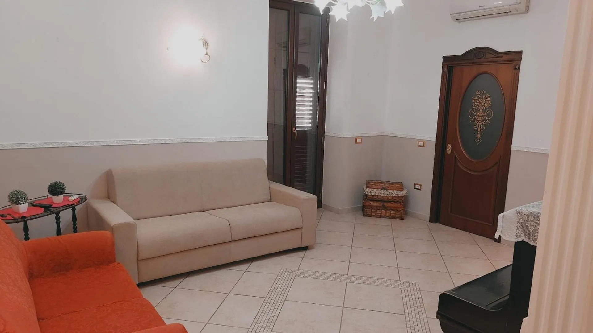 La Casa Di Mamma Apartment Naples